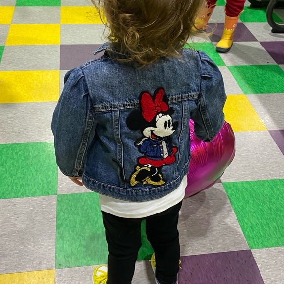 GAP - Picture 6 of 6